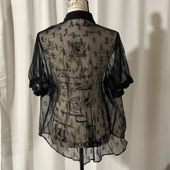 HOT TOPIC BLACK NYLON TOP WITH FLOCKING SIZE 3 (12) - Picture 4 of 6